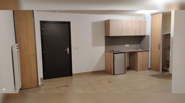 Ma-Cabane - Vente Appartement Nîmes, 32 m²