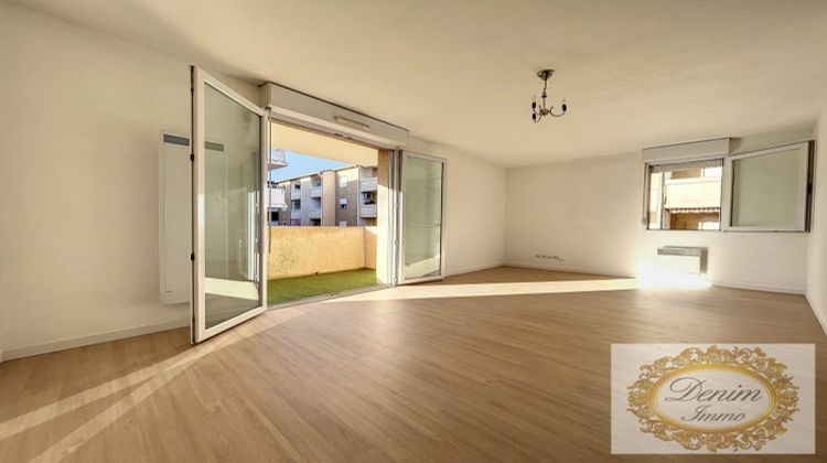 Ma-Cabane - Vente Appartement Nîmes, 68 m²