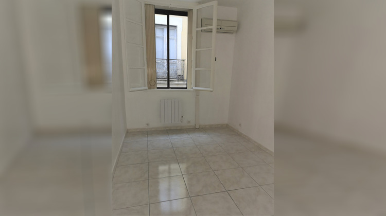 Ma-Cabane - Vente Appartement Nîmes, 58 m²