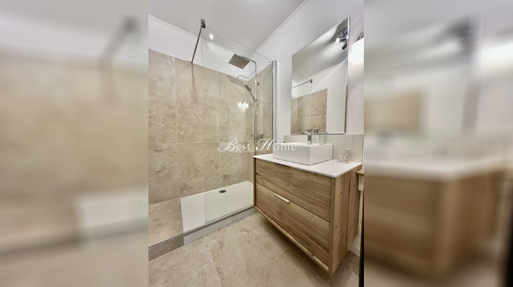 Ma-Cabane - Vente Appartement Nîmes, 56 m²