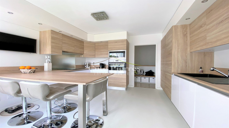 Ma-Cabane - Vente Appartement Nîmes, 152 m²