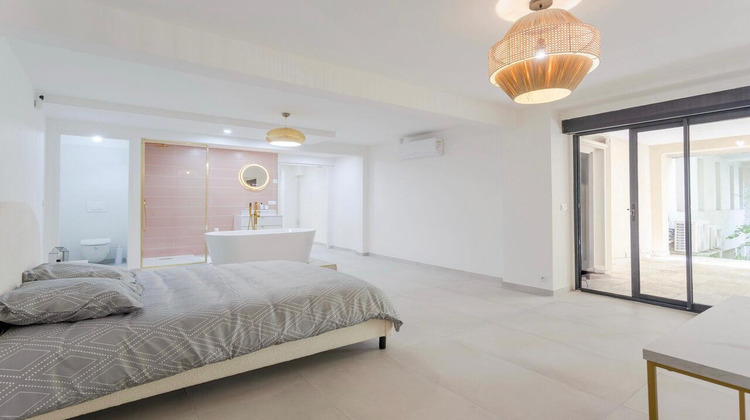 Ma-Cabane - Vente Appartement Nîmes, 205 m²