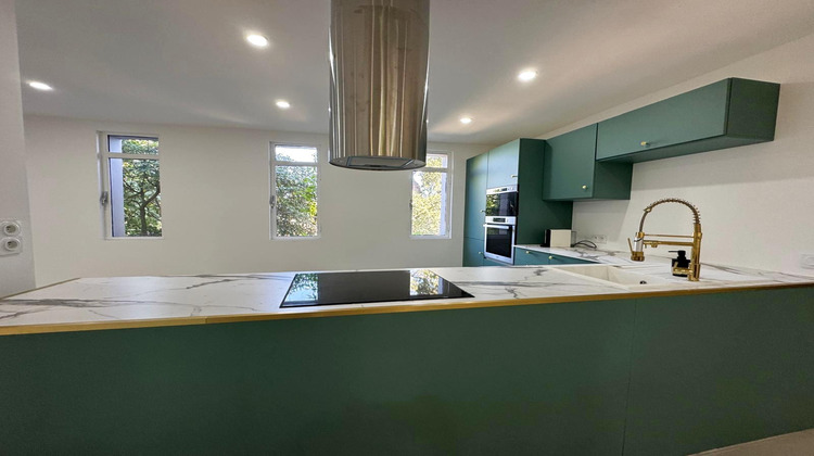 Ma-Cabane - Vente Appartement Nîmes, 205 m²