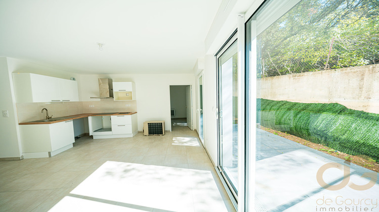 Ma-Cabane - Vente Appartement Nîmes, 74 m²