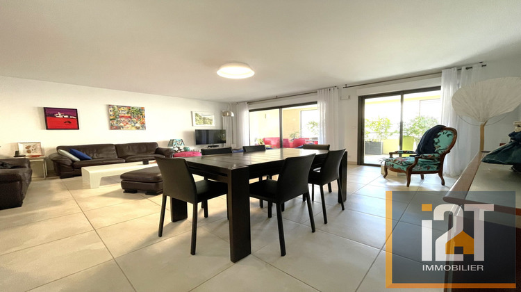 Ma-Cabane - Vente Appartement Nîmes, 122 m²