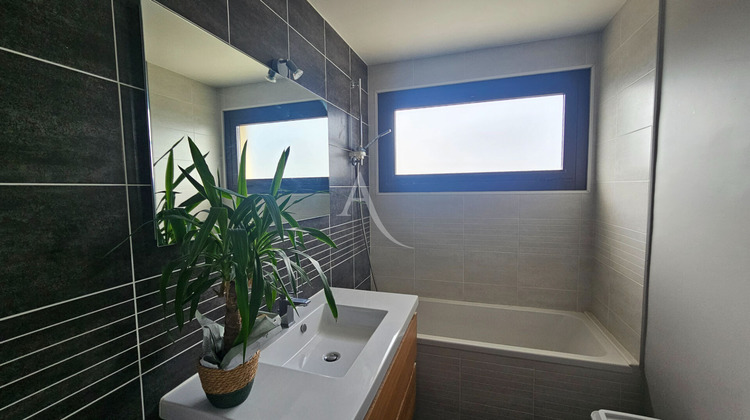 Ma-Cabane - Vente Appartement NIMES, 62 m²