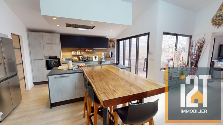 Ma-Cabane - Vente Appartement Nîmes, 156 m²