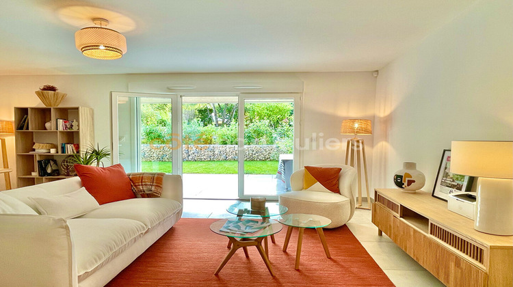 Ma-Cabane - Vente Appartement NIMES, 67 m²