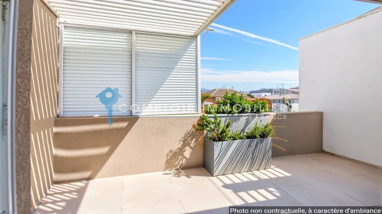 Ma-Cabane - Vente Appartement Nîmes, 64 m²