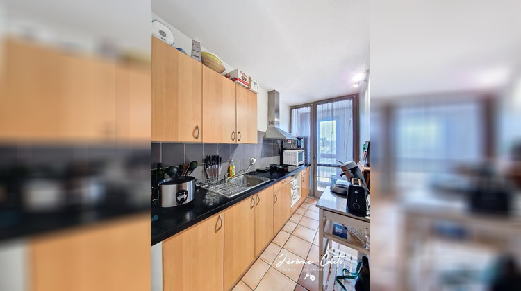 Ma-Cabane - Vente Appartement NIMES, 47 m²