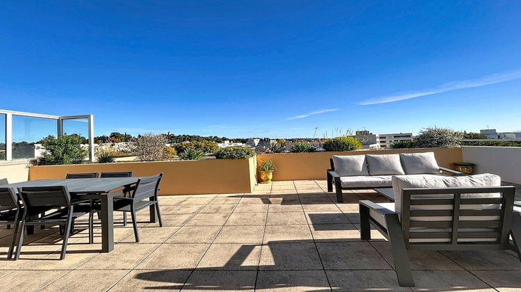 Ma-Cabane - Vente Appartement NIMES, 213 m²