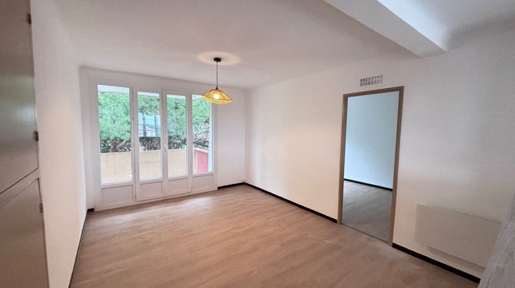Ma-Cabane - Vente Appartement NIMES, 54 m²