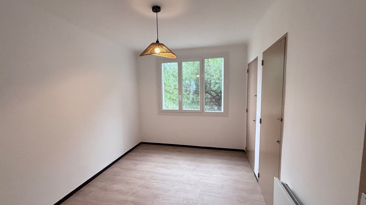 Ma-Cabane - Vente Appartement NIMES, 54 m²