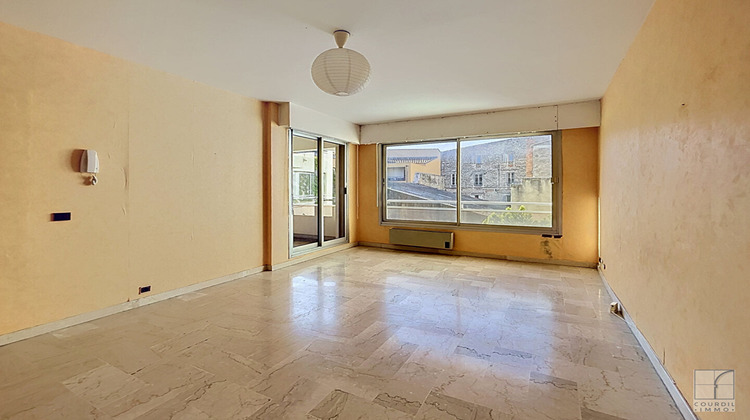 Ma-Cabane - Vente Appartement NIMES, 28 m²