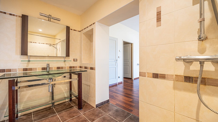 Ma-Cabane - Vente Appartement NIORT, 171 m²