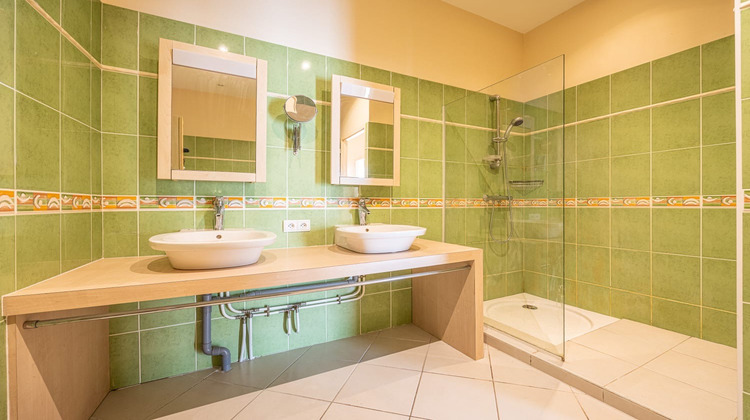 Ma-Cabane - Vente Appartement NIORT, 171 m²