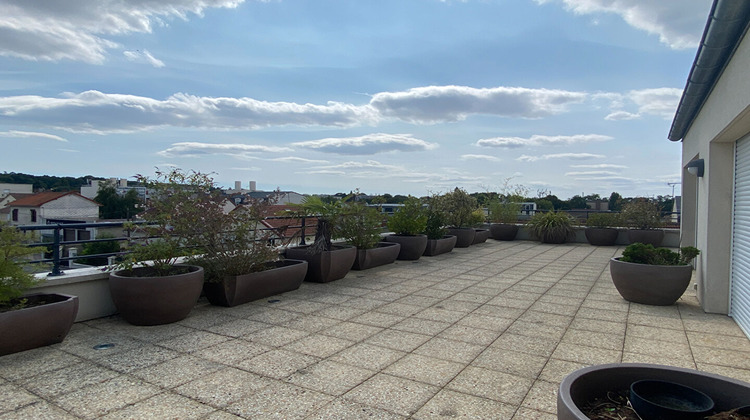 Ma-Cabane - Vente Appartement NOISY-LE-GRAND, 131 m²