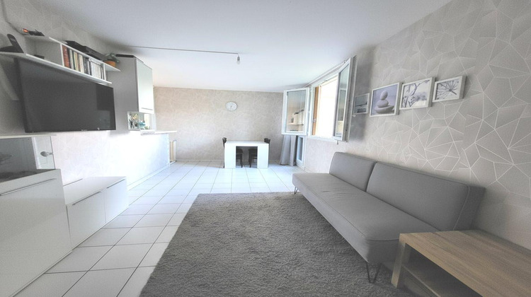 Ma-Cabane - Vente Appartement Noisy-le-Grand, 64 m²