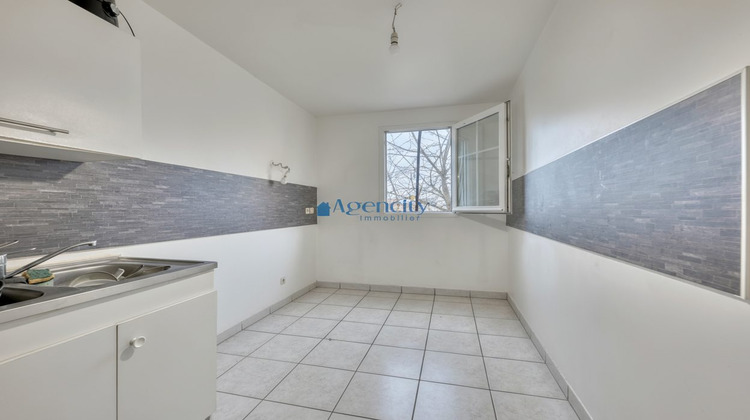 Ma-Cabane - Vente Appartement Noisy-le-Grand, 67 m²