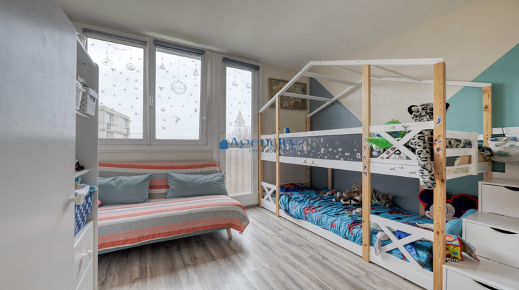 Ma-Cabane - Vente Appartement Noisy-le-Grand, 64 m²