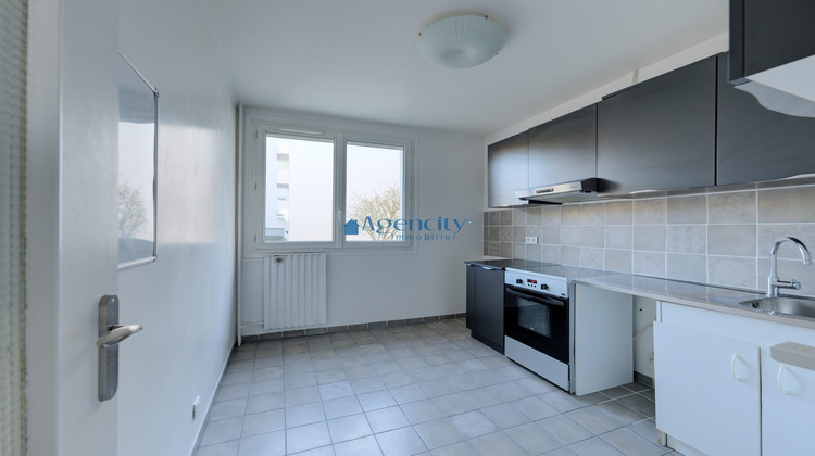 Ma-Cabane - Vente Appartement Noisy-le-Grand, 68 m²