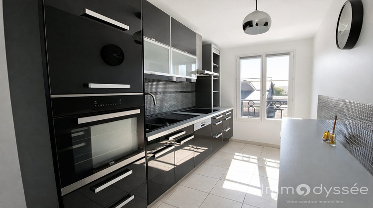 Ma-Cabane - Vente Appartement Noisy-le-Grand, 68 m²