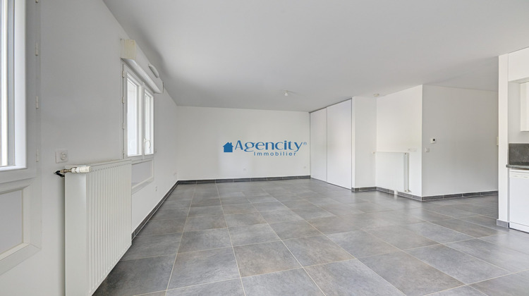 Ma-Cabane - Vente Appartement Noisy-le-Grand, 39 m²