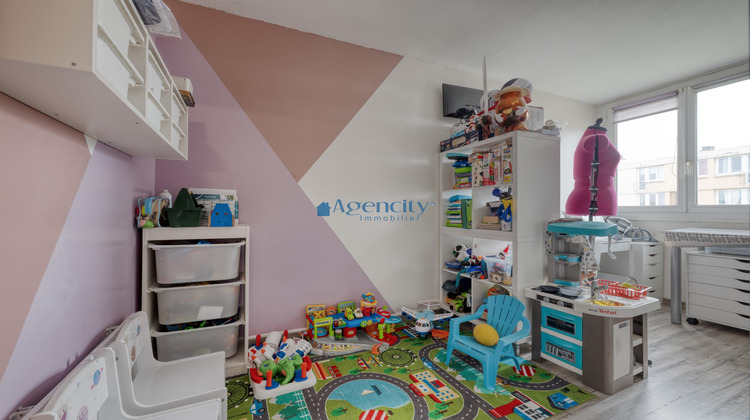 Ma-Cabane - Vente Appartement Noisy-le-Grand, 64 m²