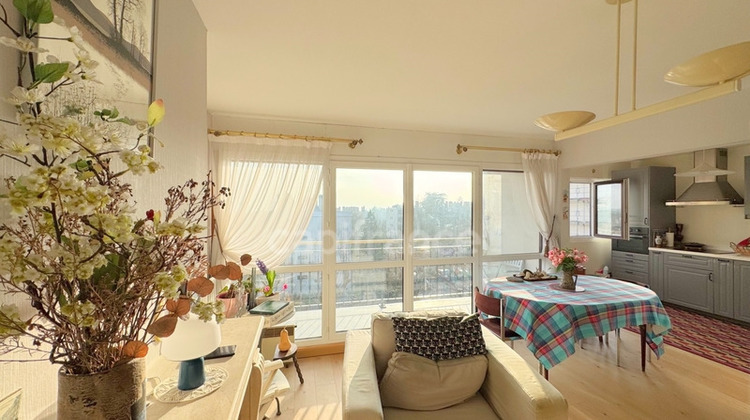 Ma-Cabane - Vente Appartement NOISY LE ROI, 63 m²