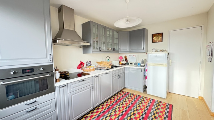 Ma-Cabane - Vente Appartement NOISY LE ROI, 63 m²