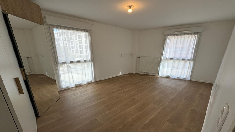 Ma-Cabane - Vente Appartement NOISY-LE-SEC, 63 m²