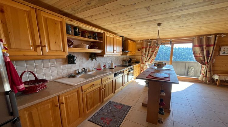 Ma-Cabane - Vente Appartement NOTRE-DAME-DE-BELLECOMBE, 84 m²