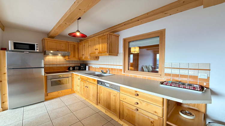 Ma-Cabane - Vente Appartement NOTRE-DAME-DE-BELLECOMBE, 59 m²