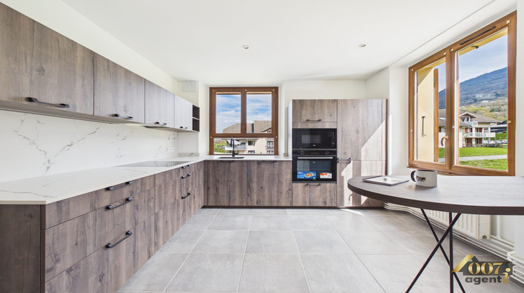 Ma-Cabane - Vente Appartement Notre-Dame-des-Millières, 80 m²