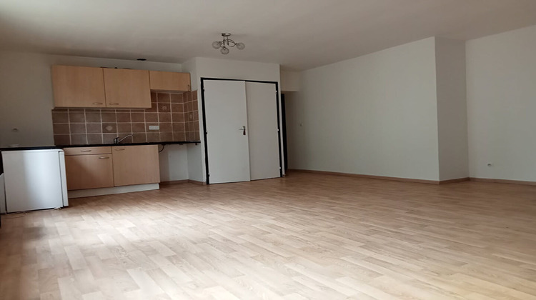 Ma-Cabane - Vente Appartement NOYON, 53 m²