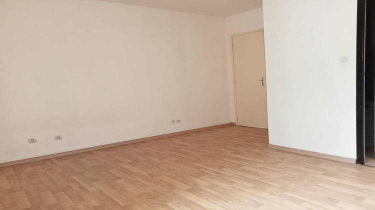 Ma-Cabane - Vente Appartement NOYON, 53 m²