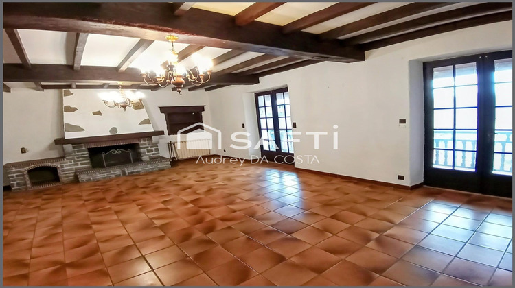 Ma-Cabane - Vente Appartement Oloron-Sainte-Marie, 122 m²