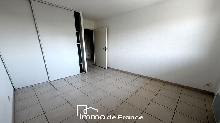 Ma-Cabane - Vente Appartement ONET-LE-CHATEAU, 54 m²