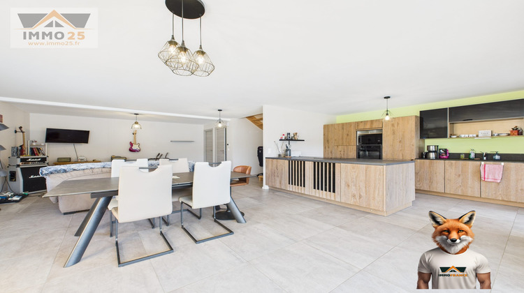 Ma-Cabane - Vente Appartement Orchamps-Vennes, 111 m²