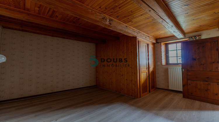 Ma-Cabane - Vente Appartement ORCHAMPS-VENNES, 150 m²