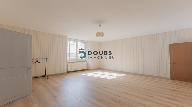 Ma-Cabane - Vente Appartement ORCHAMPS-VENNES, 150 m²