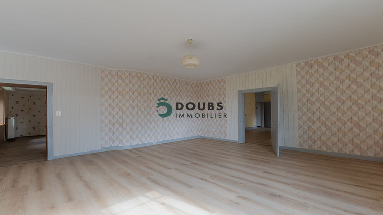 Ma-Cabane - Vente Appartement ORCHAMPS-VENNES, 150 m²