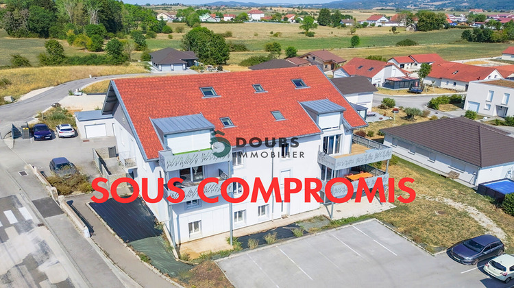 Ma-Cabane - Vente Appartement ORCHAMPS-VENNES, 55 m²