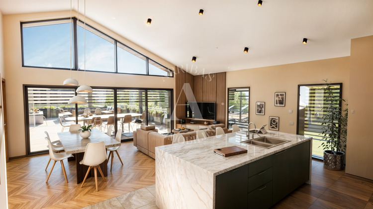 Ma-Cabane - Vente Appartement Ornex, 160 m²