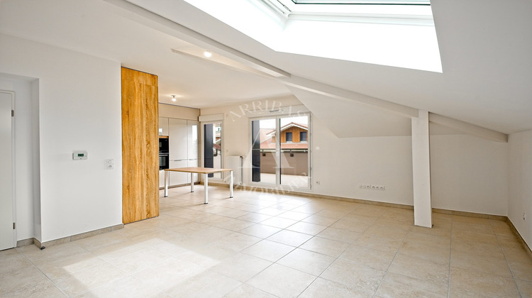 Ma-Cabane - Vente Appartement Ornex, 73 m²