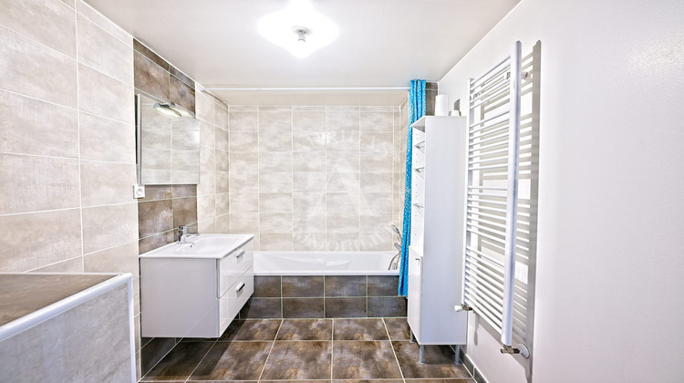 Ma-Cabane - Vente Appartement Ornex, 53 m²