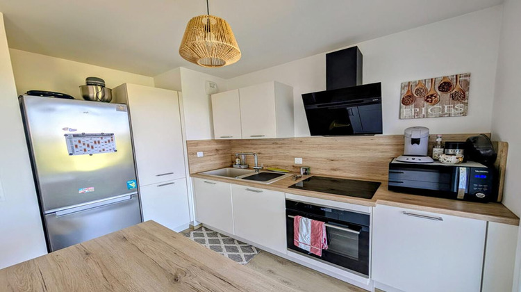 Ma-Cabane - Vente Appartement OUISTREHAM, 61 m²
