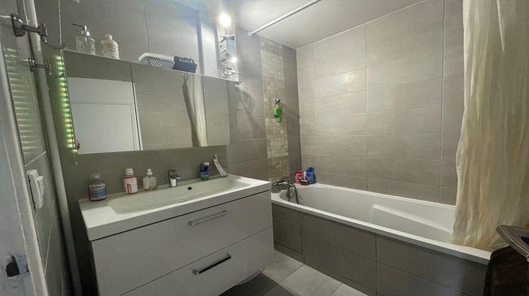 Ma-Cabane - Vente Appartement OULLINS, 92 m²