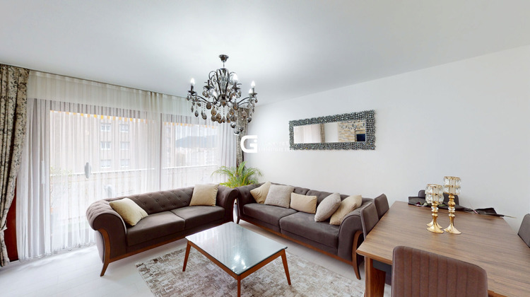 Ma-Cabane - Vente Appartement OYONNAX, 103 m²