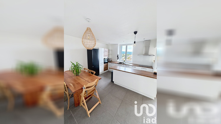 Ma-Cabane - Vente Appartement Oyonnax, 93 m²